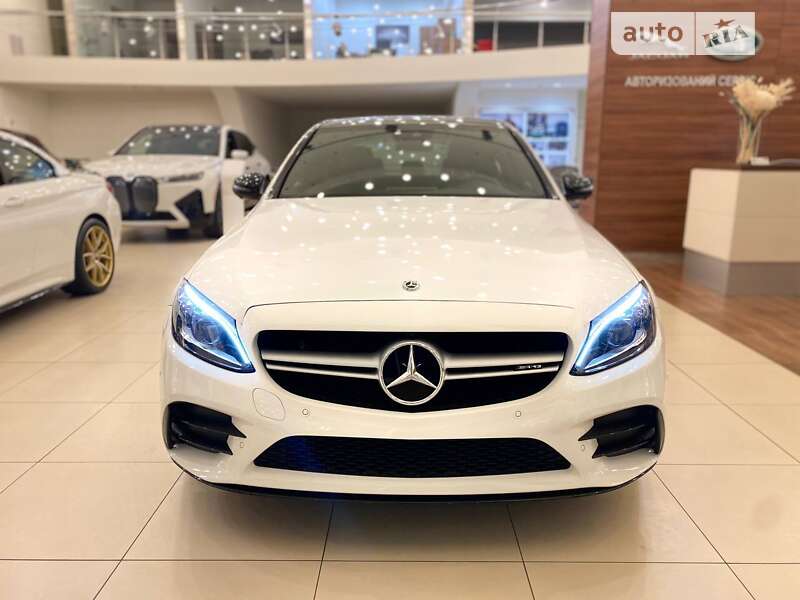 Mercedes-benz C43 (2019)