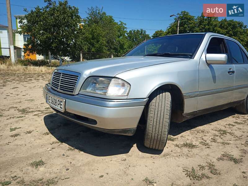 Mercedes-benz C-class (1994)