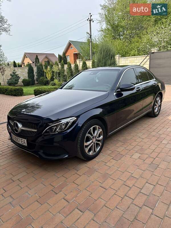 Mercedes-benz C-class (2016)