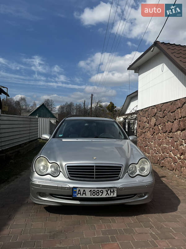 Mercedes-benz C-class (2002)
