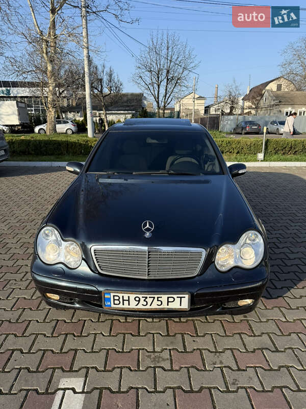 Mercedes-benz C-class (2003)