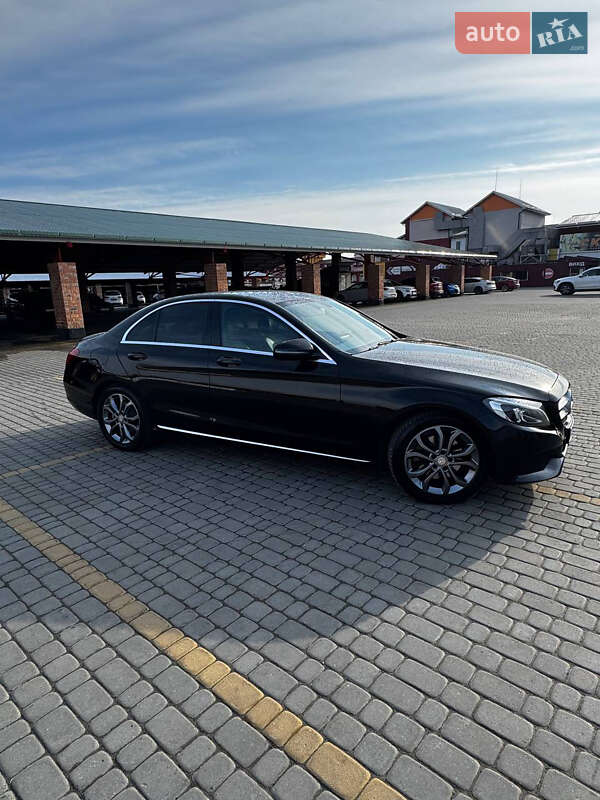 Mercedes-benz C-class (2016)