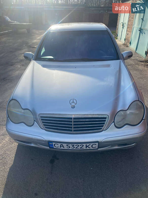 Mercedes-benz C-class (2002)