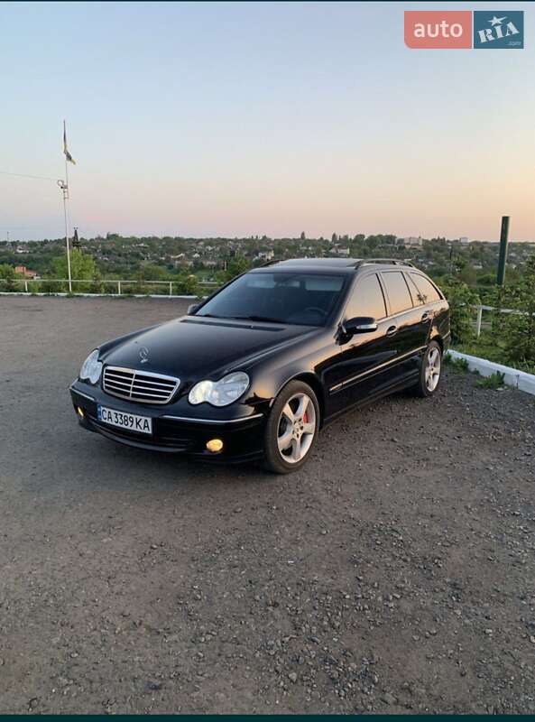 Mercedes-benz C-class (2005)