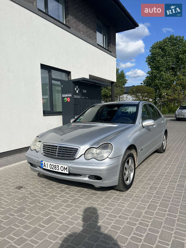 Mercedes-benz C-class (2001)