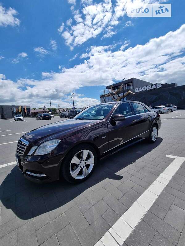 Mercedes-benz 220 cdi (2012)