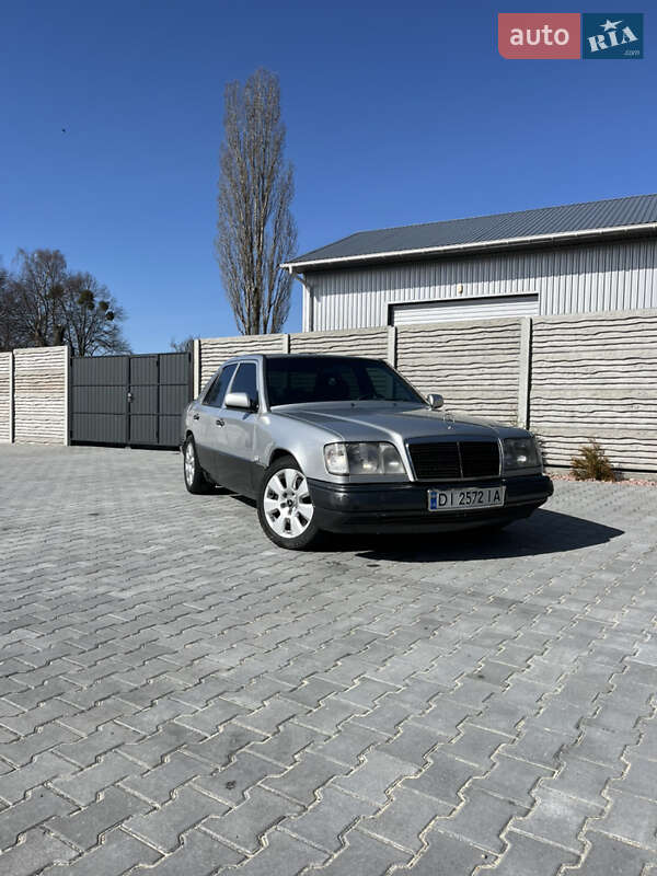 Mercedes-benz E-class (1993)