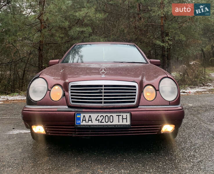 Mercedes-benz E-class (1996)