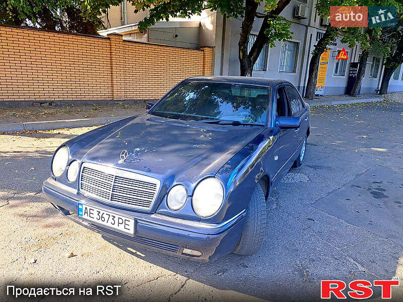 Mercedes-benz E-class (1997)