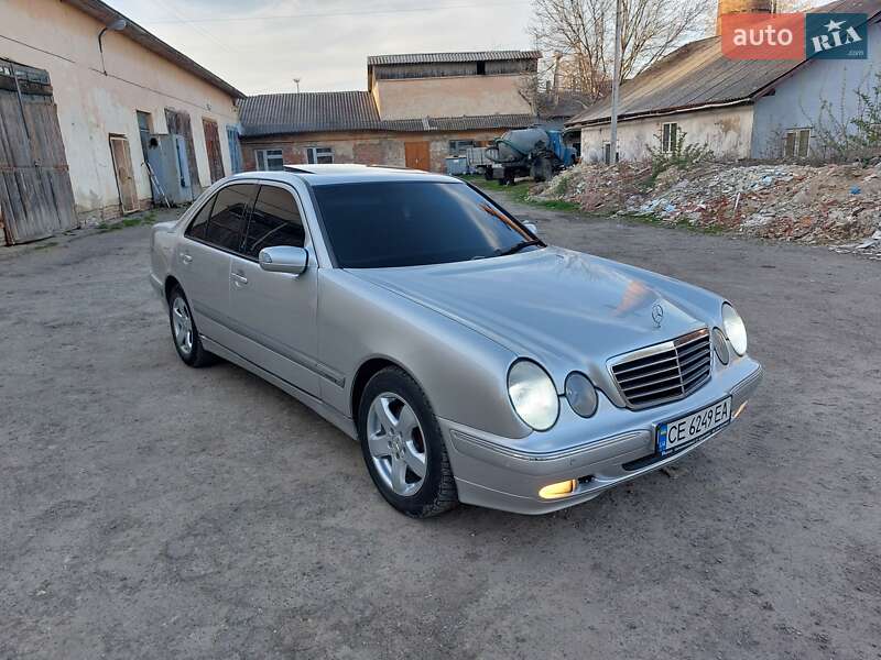 Mercedes-benz E-class (2001)