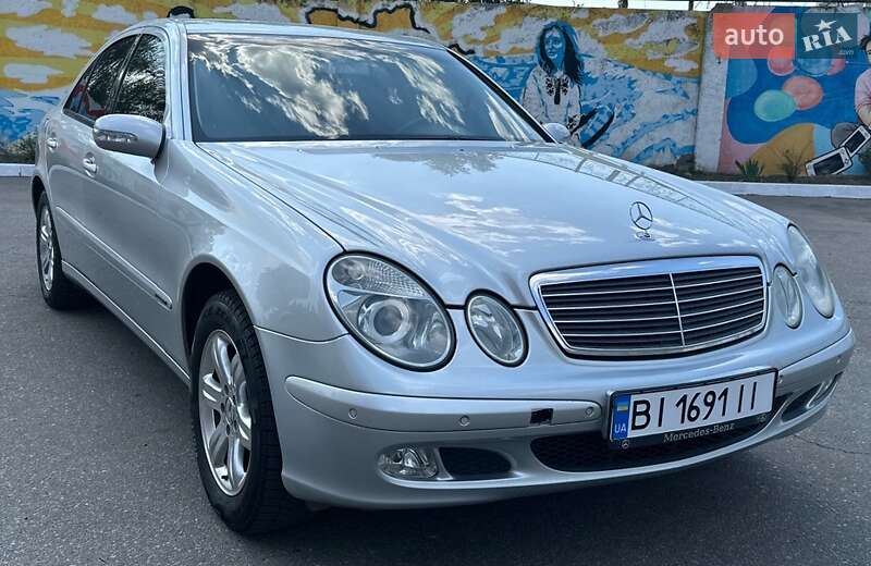 Mercedes-benz E-class (2002)