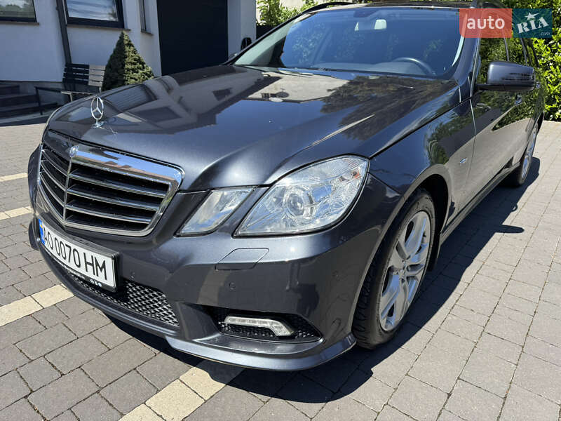 Mercedes-benz E-class (2010)