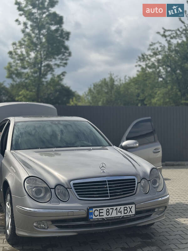 Mercedes-benz E-class (2004)