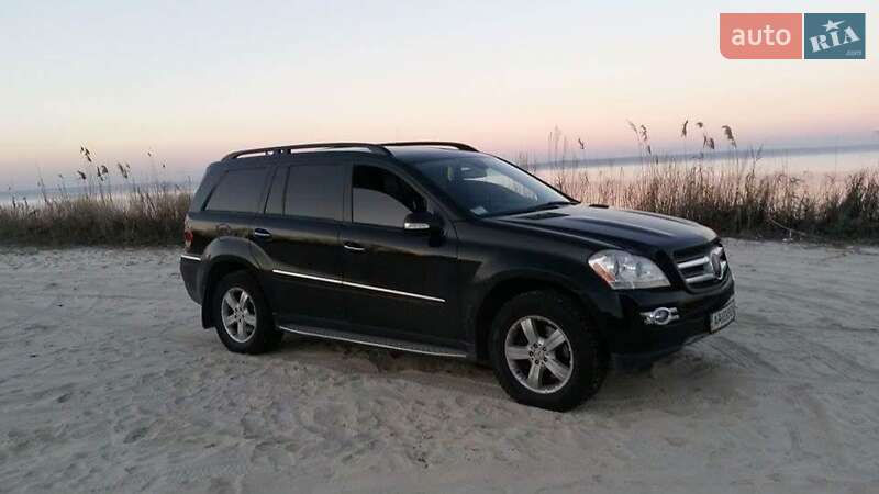 Mercedes-benz Gl-class (2006)