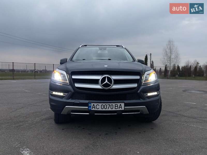 Mercedes-benz Gl-class (2015)