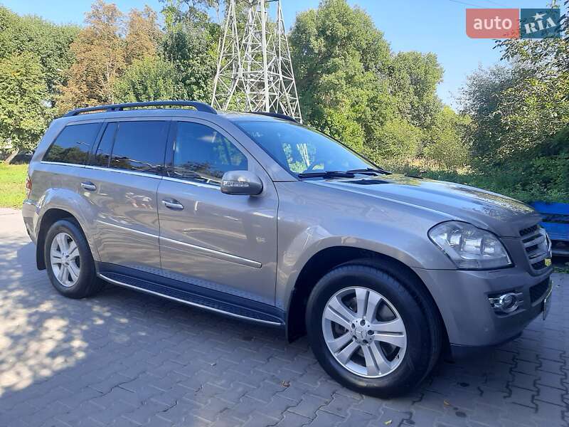 Mercedes-benz Gl-class (2007)