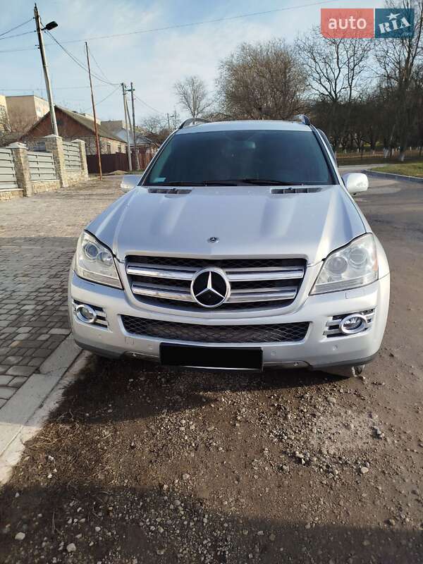 Mercedes-benz Gl-class (2006)