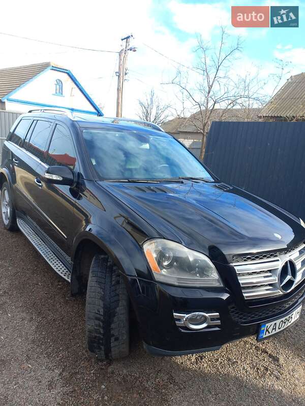 Mercedes-benz Gl-class (2007)