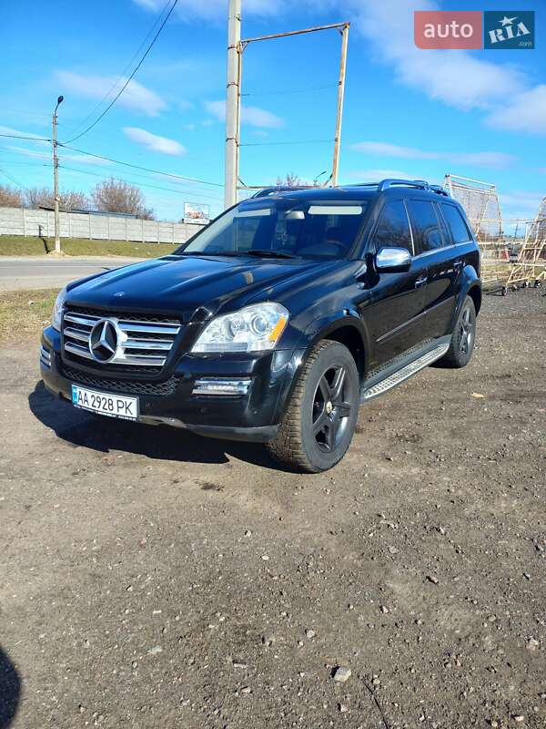 Mercedes-benz Gl-class (2010)