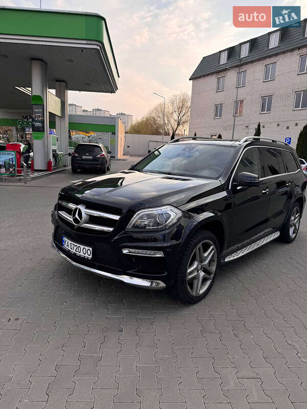 Mercedes-benz Gl-class (2012)