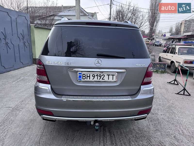 Mercedes-benz Gl-class (2011)