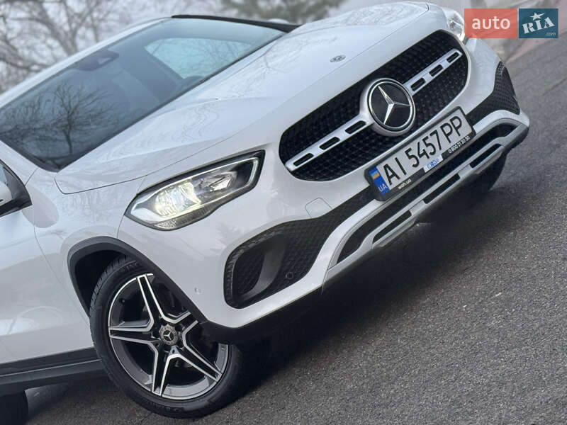 Mercedes-benz Gla-class (2020)