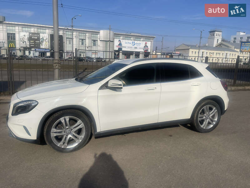 Mercedes-benz Gla-class (2014)