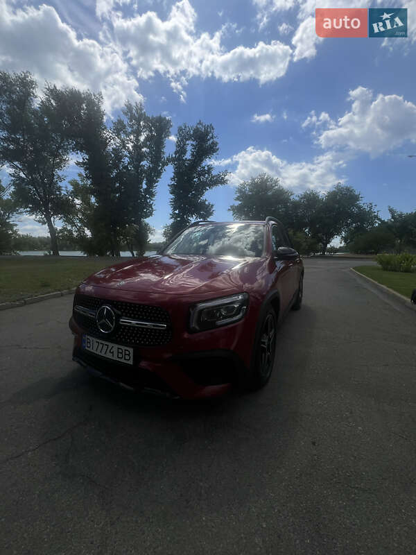 Mercedes-benz Glb-class (2020)