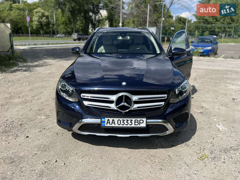 Mercedes-benz Glc-class (2016)