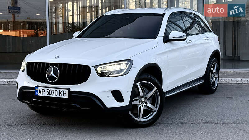 Mercedes-benz Glc-class (2022)