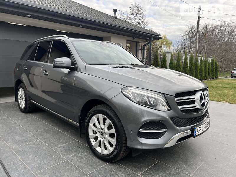 Mercedes-benz Gle-class (2017)