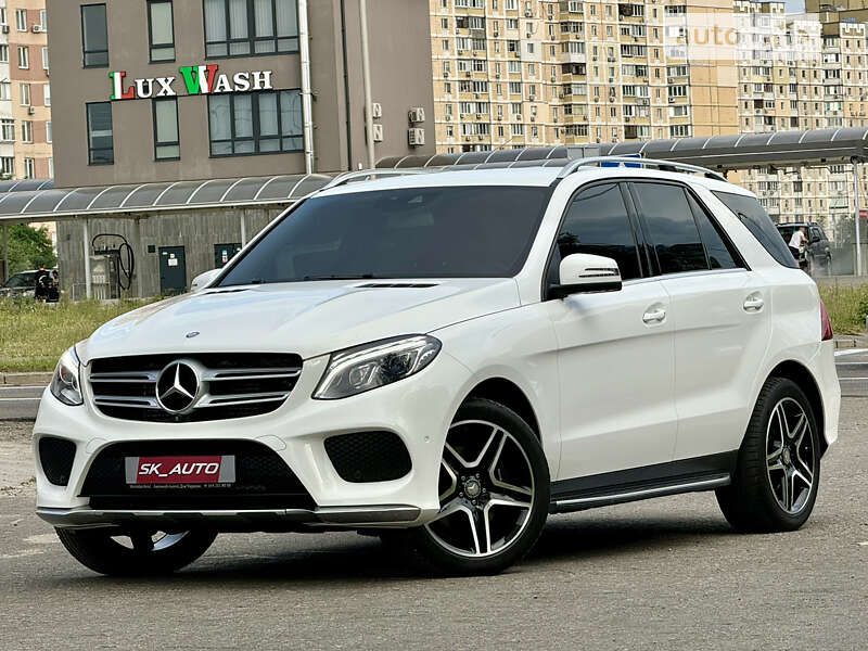 Mercedes-benz Gle-class (2015)
