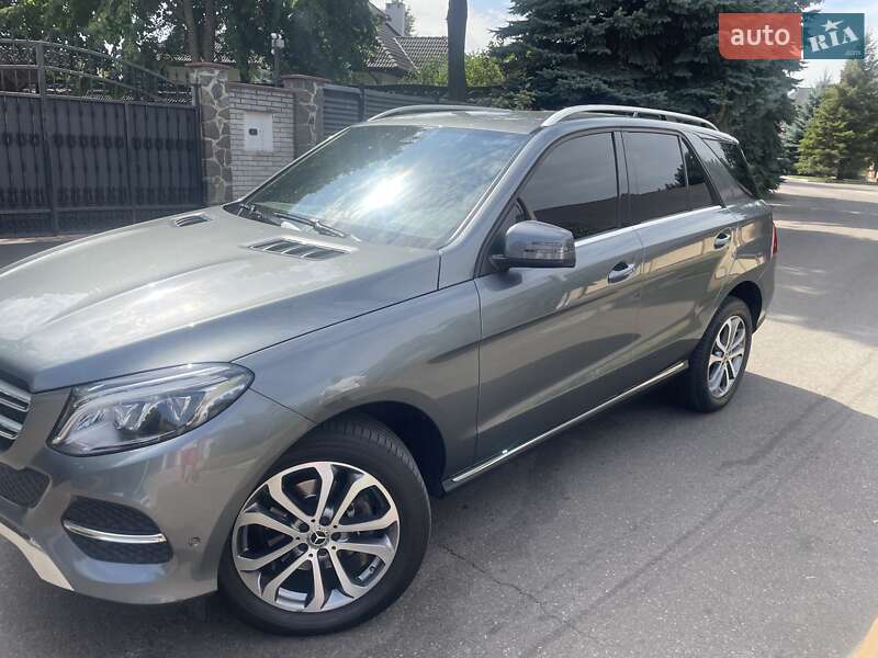 Mercedes-benz Gle-class (2017)