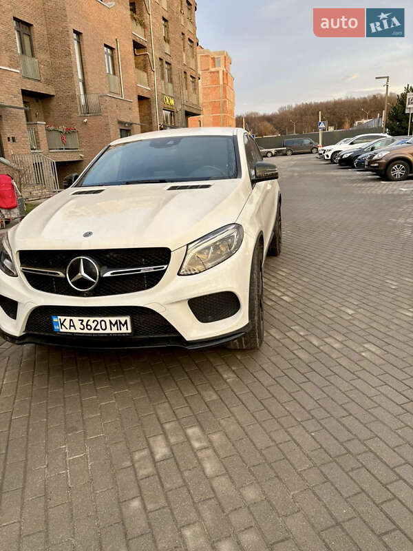 Mercedes-benz Gle-class (2019)
