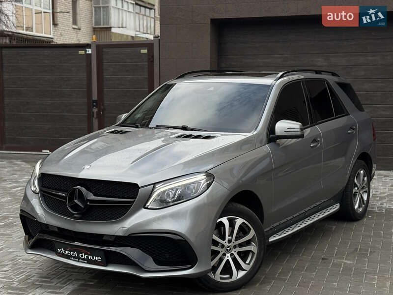 Mercedes-benz Gle-class (2016)