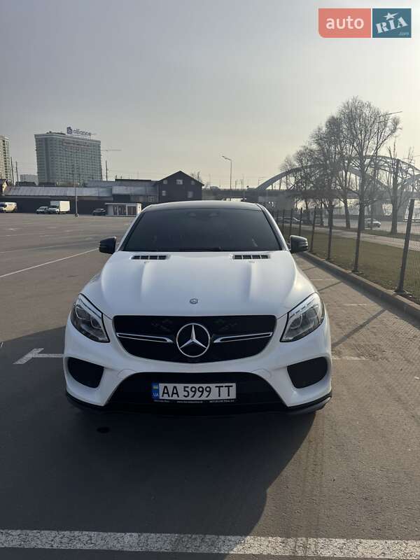 Mercedes-benz Gle-class (2016)