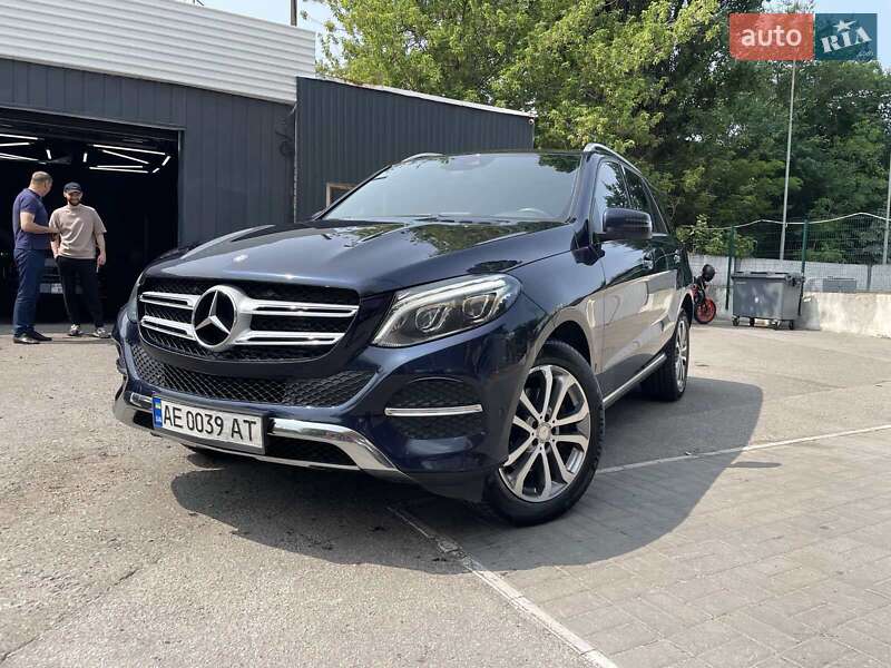Mercedes-benz Gle-class (2016)