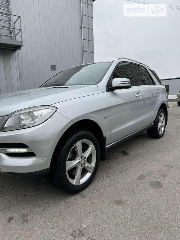 Mercedes-benz M-class (2013)