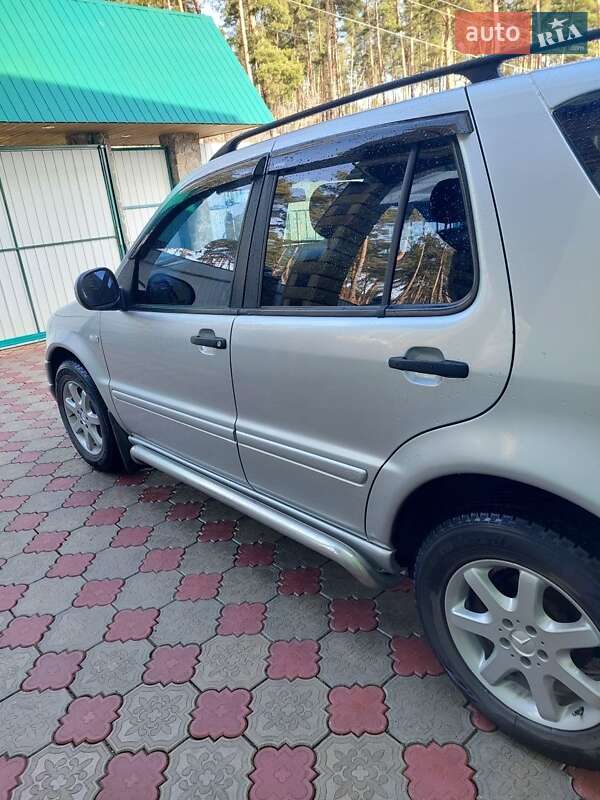 Mercedes-benz M-class (2001)