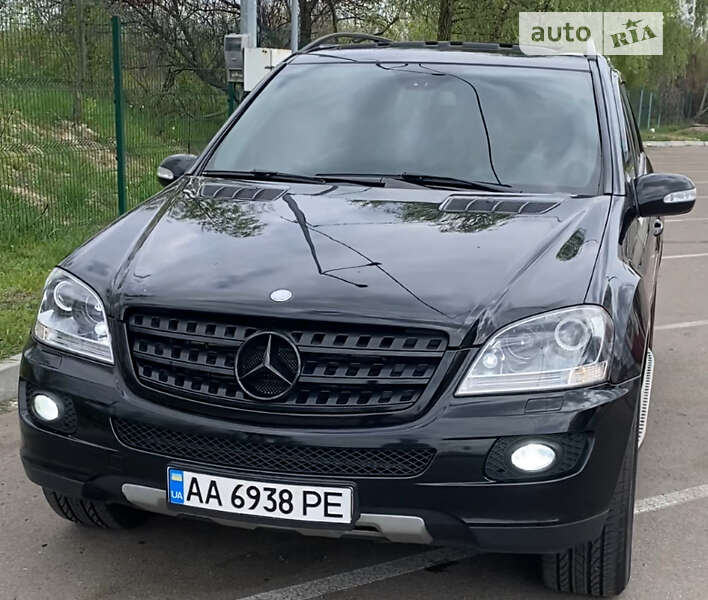 Mercedes-benz M-class (2006)
