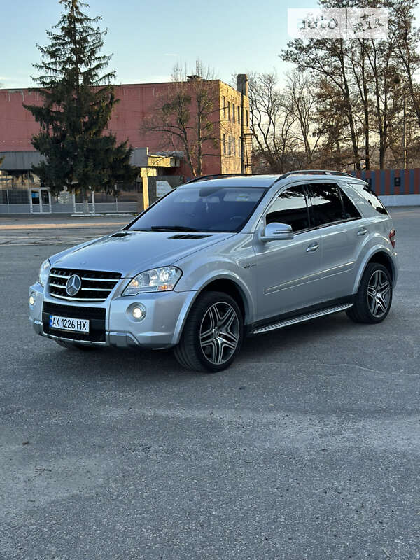 Mercedes-benz M-class (2008)