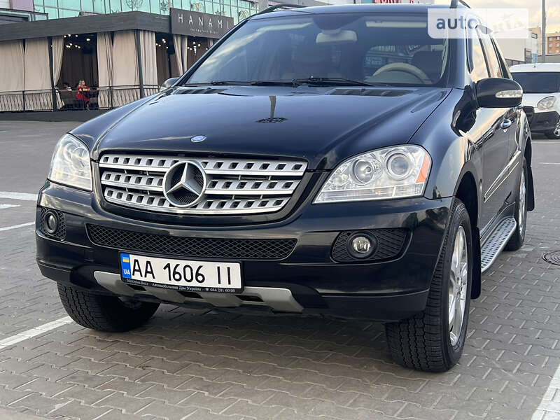 Mercedes-benz M-class (2008)