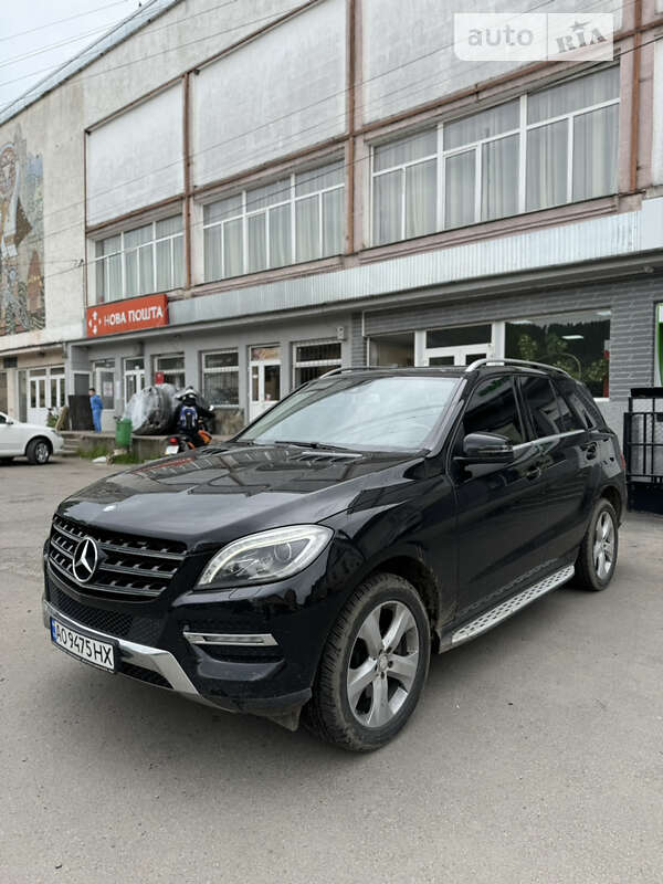 Mercedes-benz M-class (2012)
