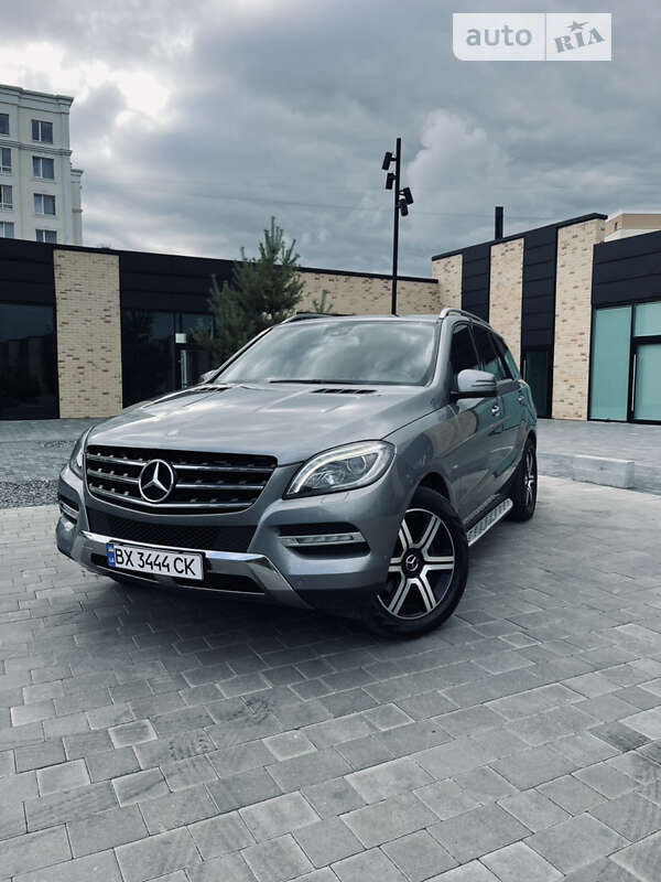 Mercedes-benz M-class (2012)