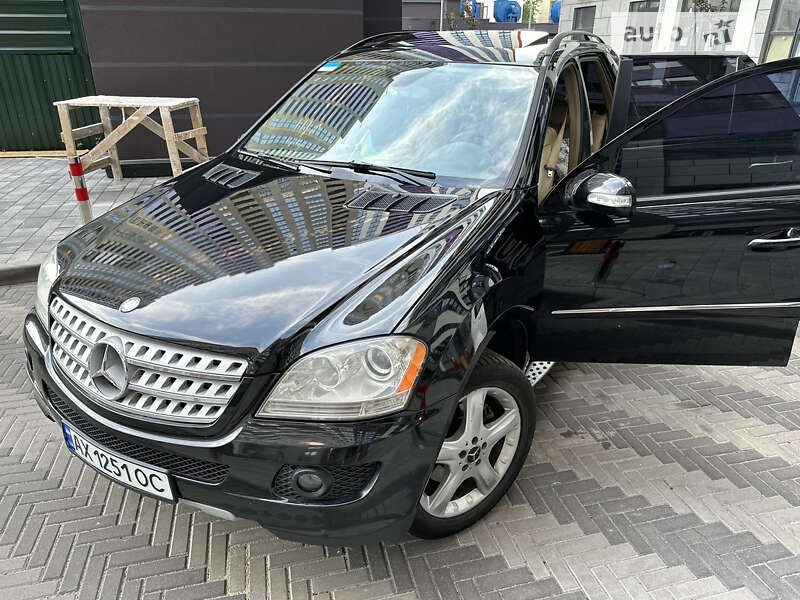 Mercedes-benz M-class (2008)