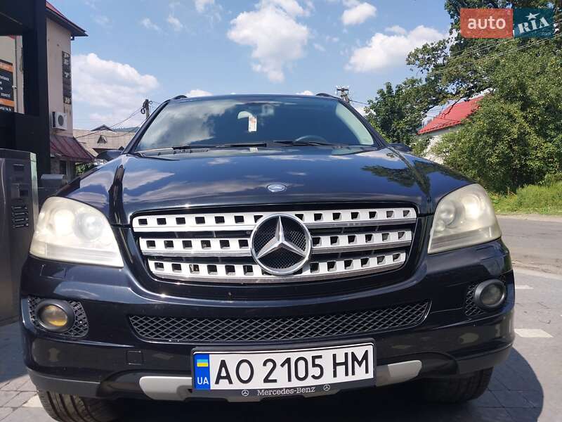 Mercedes-benz M-class (2006)
