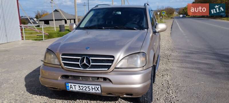 Mercedes-benz M-class (2000)