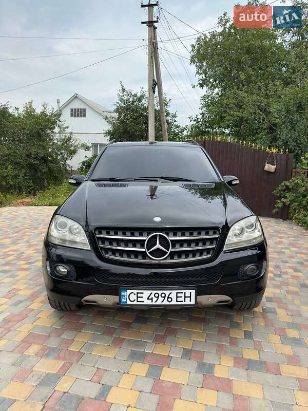Mercedes-benz M-class (2008)