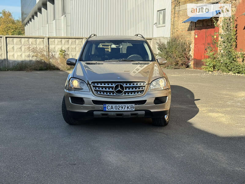Mercedes-benz M-class (2007)