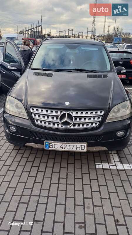 Mercedes-benz M-class (2007)